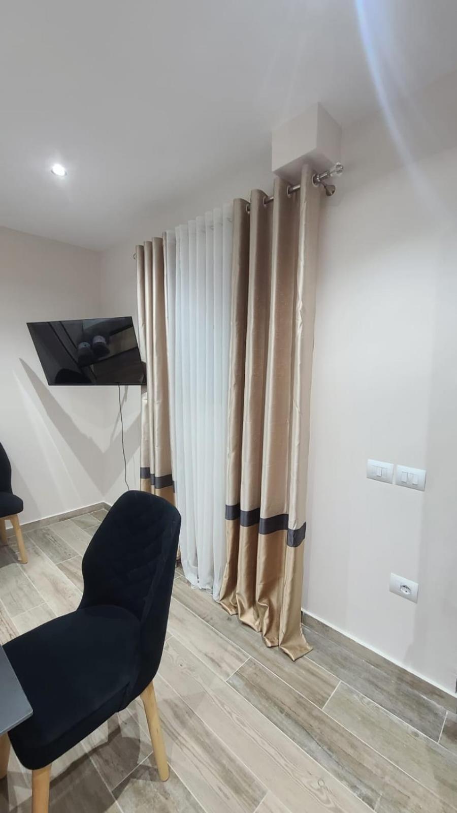 Guest House Tian & Hojz Durrës Zewnętrze zdjęcie